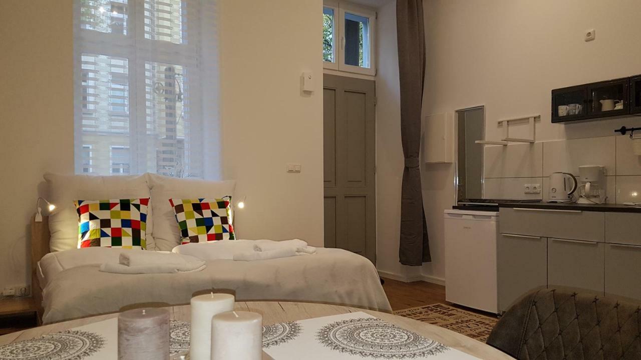 Studio Apartment For 3 เบอร์ลิน ภายนอก รูปภาพ