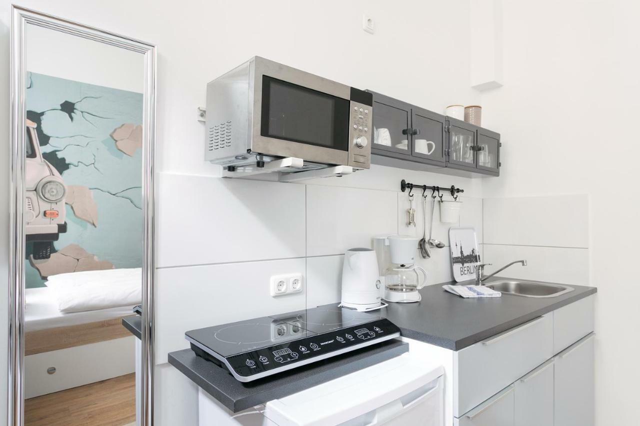 Studio Apartment For 3 เบอร์ลิน ภายนอก รูปภาพ